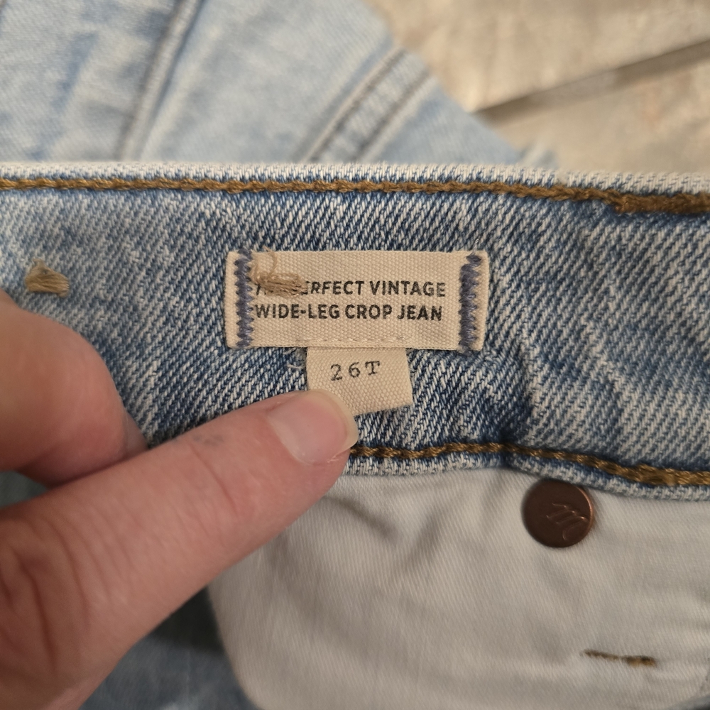 Madewell Light Blue Wide-Leg Crop Jeans